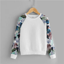 Load image into Gallery viewer, SHEIN Kiddie White Floral Print Cute Sweatshirt For Toddler Girls Tops 2019 Spring Casual Long Sleeve Pullover Kids Clothing